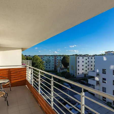 Urban Oasis 420 By Bookinghost Apartamento